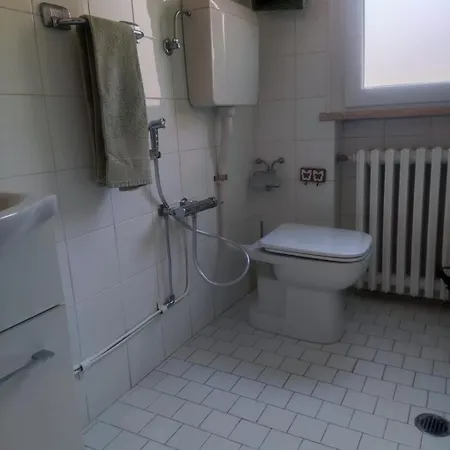 Graziano アパート チェゼナーティコ